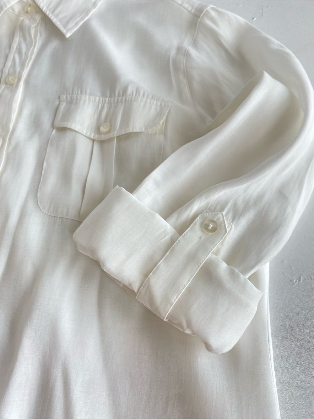 Chico's Ivory White Button Front Camp Shirt Size 1 Medium Roll Tab Sleeve Modal - Picture 13 of 16